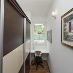 Holiday home Elijah Creek - One Bedroom With Pool Solin