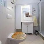 Elijah Creek - One Bedroom With Pool *
