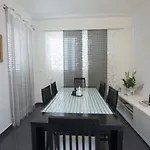 Elijah Creek - One Bedroom With Pool Holiday home Solin