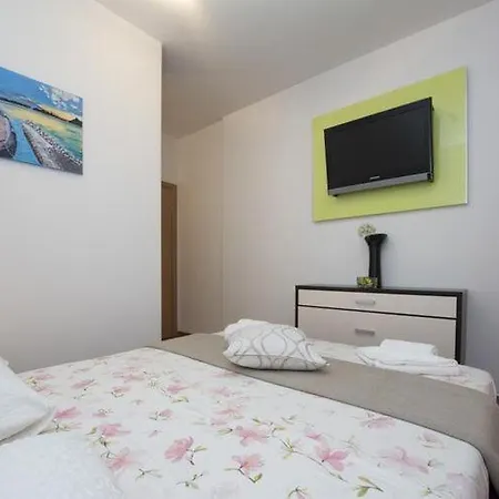 Hébergement de vacances Elijah Creek - One Bedroom With Pool
